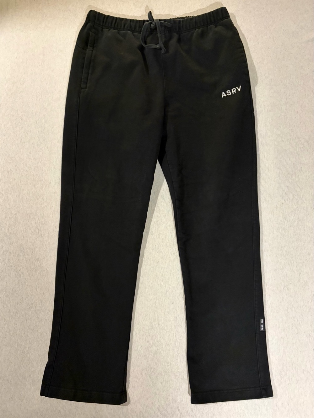 ASRV DSG-0840. Tech Essential Straight Leg Sweatpants